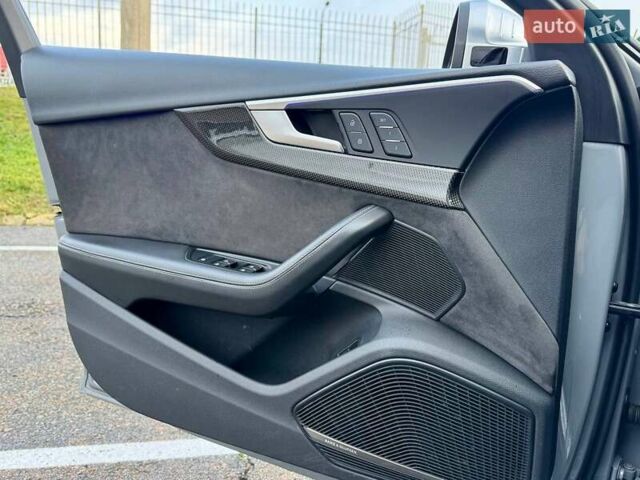 Серый Ауди С4, объемом двигателя 3 л и пробегом 176 тыс. км за 22990 $, фото 37 на Automoto.ua