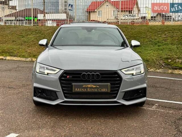 Серый Ауди С4, объемом двигателя 3 л и пробегом 176 тыс. км за 22990 $, фото 3 на Automoto.ua