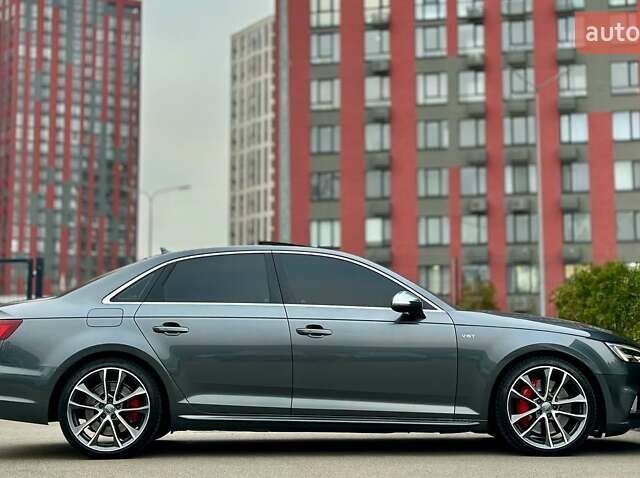 Серый Ауди С4, объемом двигателя 3 л и пробегом 125 тыс. км за 26900 $, фото 9 на Automoto.ua