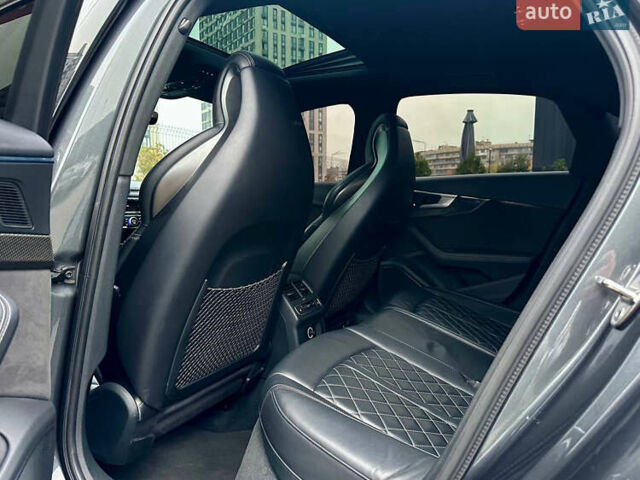 Серый Ауди С4, объемом двигателя 3 л и пробегом 125 тыс. км за 26900 $, фото 40 на Automoto.ua