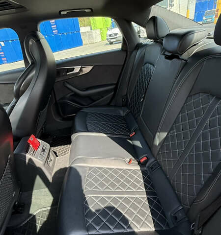 Сірий Ауді С4, об'ємом двигуна 3 л та пробігом 95 тис. км за 36000 $, фото 12 на Automoto.ua