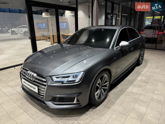 Сірий Ауді С4, об'ємом двигуна 3 л та пробігом 110 тис. км за 26500 $, фото 7 на Automoto.ua