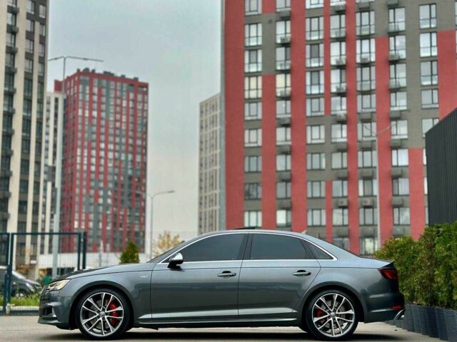 Серый Ауди С4, объемом двигателя 3 л и пробегом 125 тыс. км за 26900 $, фото 6 на Automoto.ua