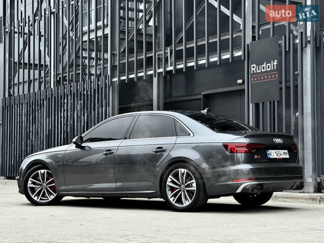 Серый Ауди С4, объемом двигателя 3 л и пробегом 109 тыс. км за 23950 $, фото 5 на Automoto.ua