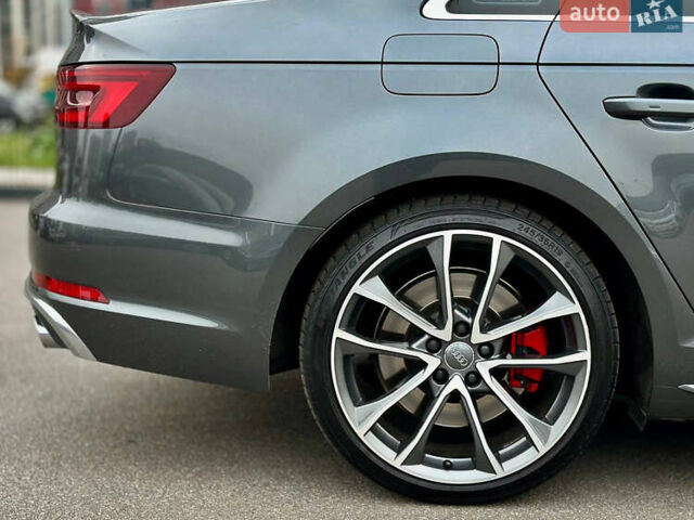 Серый Ауди С4, объемом двигателя 3 л и пробегом 125 тыс. км за 26900 $, фото 10 на Automoto.ua