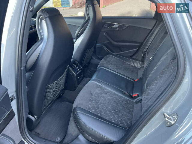 Сірий Ауді С4, об'ємом двигуна 3 л та пробігом 160 тис. км за 25500 $, фото 19 на Automoto.ua