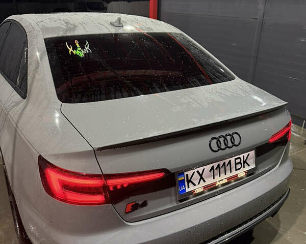 Сірий Ауді С4, об'ємом двигуна 3 л та пробігом 130 тис. км за 32500 $, фото 4 на Automoto.ua