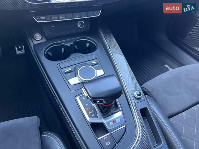 Сірий Ауді С4, об'ємом двигуна 3 л та пробігом 160 тис. км за 25500 $, фото 23 на Automoto.ua