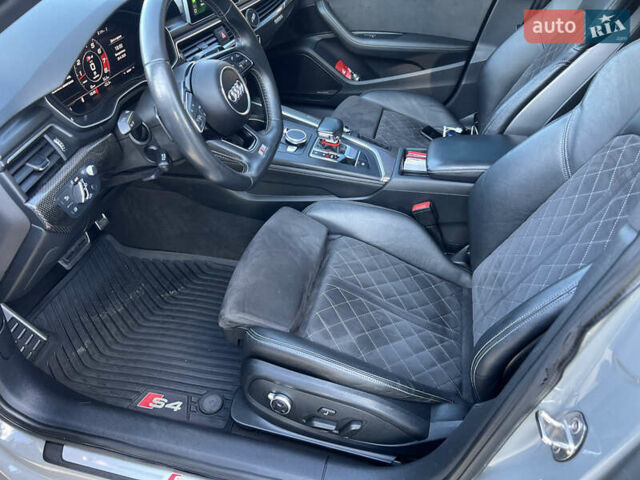 Сірий Ауді С4, об'ємом двигуна 3 л та пробігом 160 тис. км за 25500 $, фото 22 на Automoto.ua