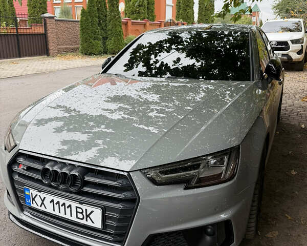 Сірий Ауді С4, об'ємом двигуна 3 л та пробігом 130 тис. км за 32500 $, фото 2 на Automoto.ua