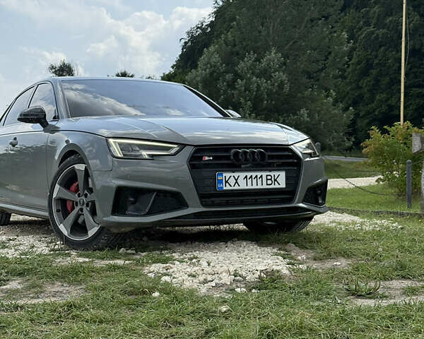 Сірий Ауді С4, об'ємом двигуна 3 л та пробігом 130 тис. км за 32500 $, фото 8 на Automoto.ua