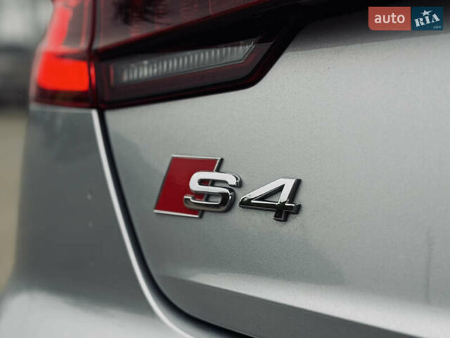 Серый Ауди С4, объемом двигателя 3 л и пробегом 108 тыс. км за 26500 $, фото 10 на Automoto.ua