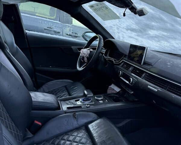 Серый Ауди С4, объемом двигателя 3 л и пробегом 151 тыс. км за 15800 $, фото 11 на Automoto.ua