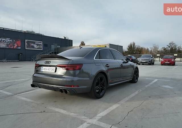 Серый Ауди С4, объемом двигателя 3 л и пробегом 88 тыс. км за 32990 $, фото 5 на Automoto.ua