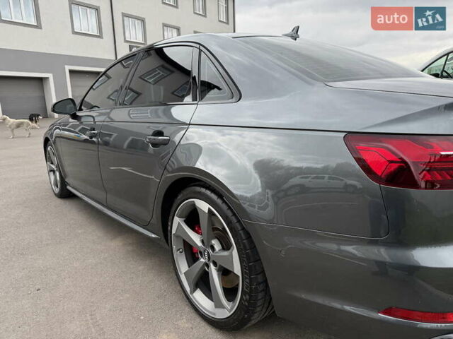 Серый Ауди С4, объемом двигателя 3 л и пробегом 53 тыс. км за 35000 $, фото 5 на Automoto.ua