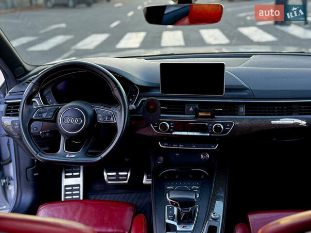 Серый Ауди С4, объемом двигателя 2.99 л и пробегом 126 тыс. км за 25000 $, фото 8 на Automoto.ua