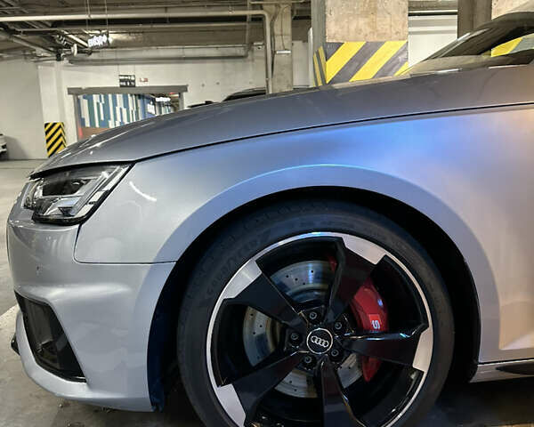 Серый Ауди С4, объемом двигателя 3 л и пробегом 77 тыс. км за 28000 $, фото 1 на Automoto.ua