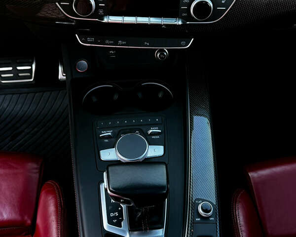 Серый Ауди С4, объемом двигателя 2.99 л и пробегом 126 тыс. км за 25000 $, фото 10 на Automoto.ua