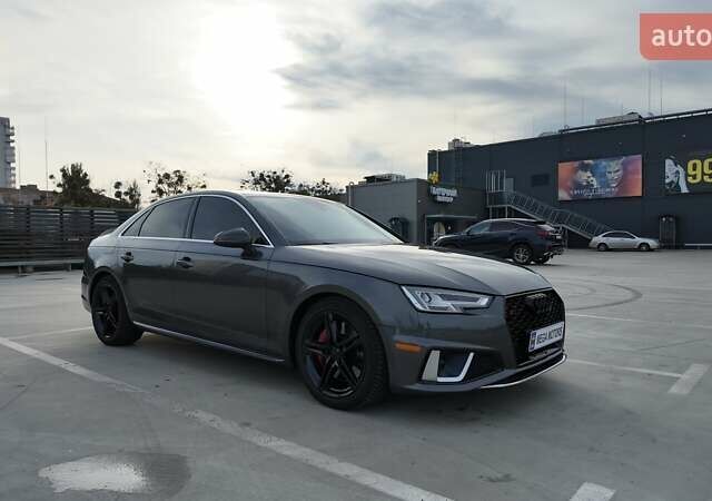 Серый Ауди С4, объемом двигателя 3 л и пробегом 88 тыс. км за 32990 $, фото 7 на Automoto.ua