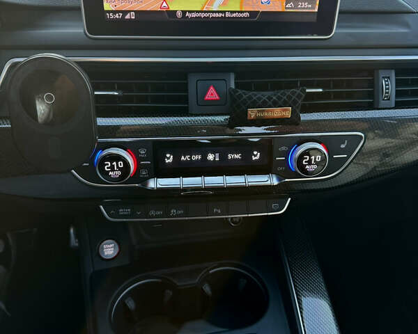 Серый Ауди С4, объемом двигателя 2.99 л и пробегом 126 тыс. км за 25000 $, фото 12 на Automoto.ua