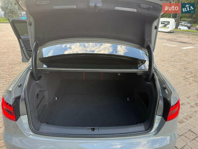 Сірий Ауді С4, об'ємом двигуна 3 л та пробігом 74 тис. км за 33000 $, фото 23 на Automoto.ua
