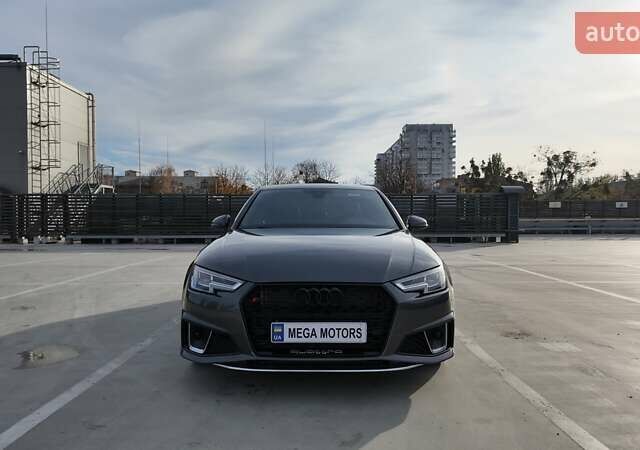 Серый Ауди С4, объемом двигателя 3 л и пробегом 88 тыс. км за 32990 $, фото 1 на Automoto.ua