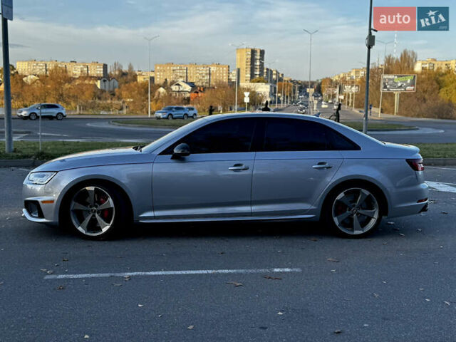 Серый Ауди С4, объемом двигателя 2.99 л и пробегом 126 тыс. км за 25000 $, фото 5 на Automoto.ua