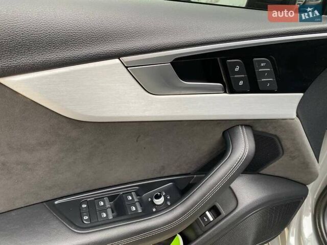 Серый Ауди С4, объемом двигателя 3 л и пробегом 70 тыс. км за 41000 $, фото 11 на Automoto.ua