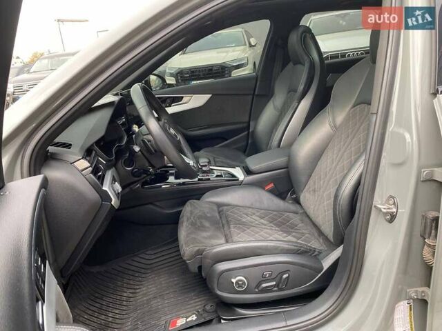 Серый Ауди С4, объемом двигателя 3 л и пробегом 70 тыс. км за 41000 $, фото 18 на Automoto.ua