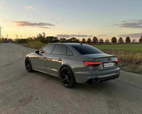 Серый Ауди С4, объемом двигателя 3 л и пробегом 76 тыс. км за 39000 $, фото 4 на Automoto.ua