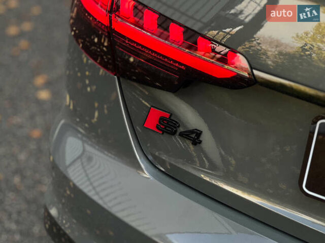 Сірий Ауді С4, об'ємом двигуна 3 л та пробігом 37 тис. км за 43500 $, фото 6 на Automoto.ua