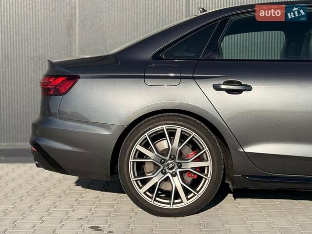 Сірий Ауді С4, об'ємом двигуна 3 л та пробігом 32 тис. км за 42590 $, фото 36 на Automoto.ua