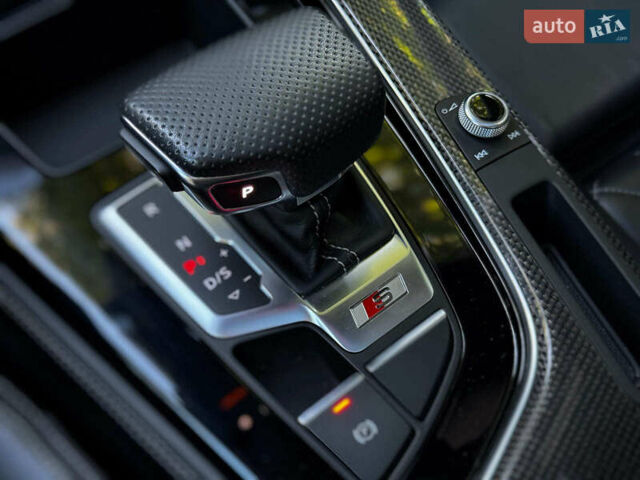 Серый Ауди С4, объемом двигателя 3 л и пробегом 32 тыс. км за 42840 $, фото 4 на Automoto.ua