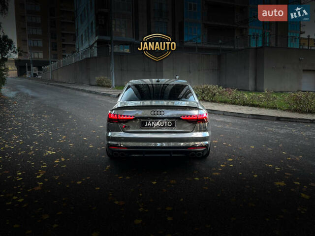 Сірий Ауді С4, об'ємом двигуна 3 л та пробігом 37 тис. км за 43500 $, фото 5 на Automoto.ua
