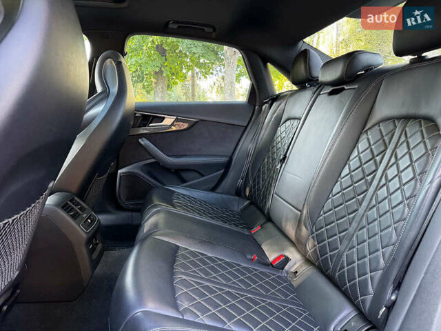 Серый Ауди С4, объемом двигателя 3 л и пробегом 32 тыс. км за 42840 $, фото 26 на Automoto.ua