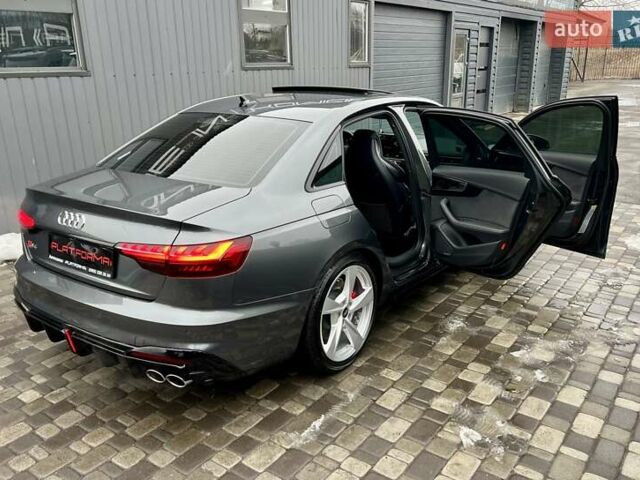 Сірий Ауді С4, об'ємом двигуна 3 л та пробігом 46 тис. км за 39900 $, фото 99 на Automoto.ua