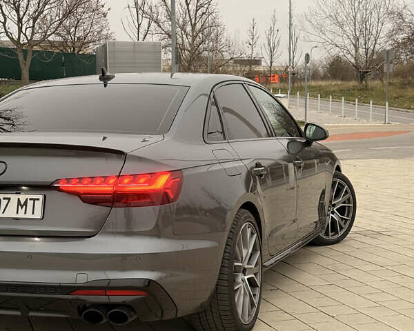 Серый Ауди С4, объемом двигателя 3 л и пробегом 25 тыс. км за 47000 $, фото 9 на Automoto.ua