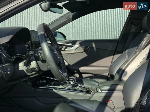 Сірий Ауді С4, об'ємом двигуна 3 л та пробігом 32 тис. км за 42590 $, фото 17 на Automoto.ua