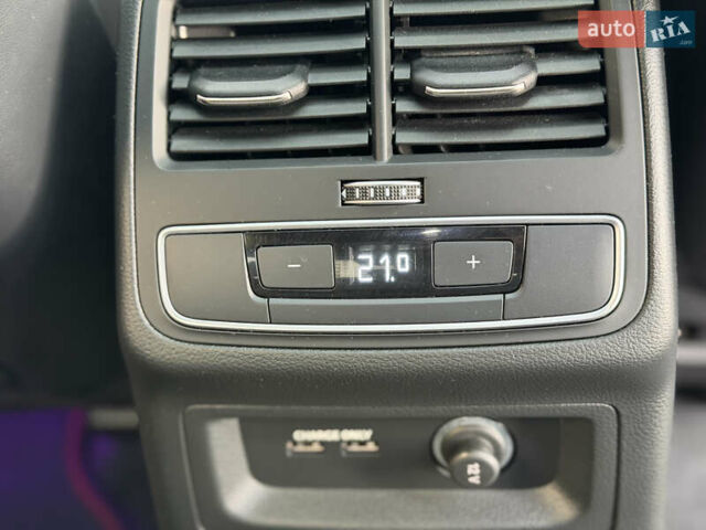 Серый Ауди С4, объемом двигателя 2.99 л и пробегом 19 тыс. км за 37999 $, фото 39 на Automoto.ua