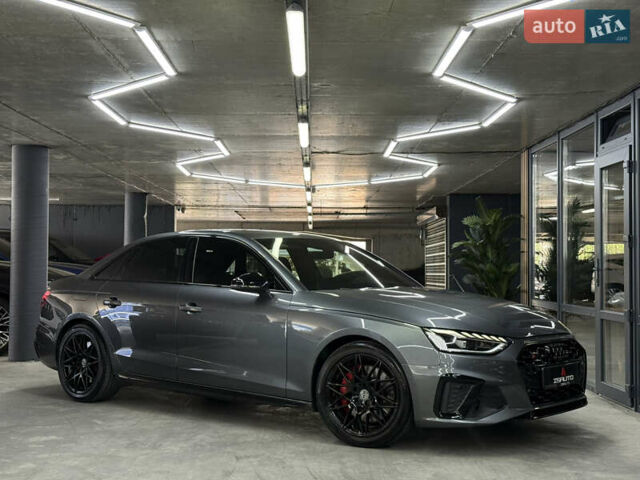 Серый Ауди С4, объемом двигателя 3 л и пробегом 20 тыс. км за 42900 $, фото 1 на Automoto.ua