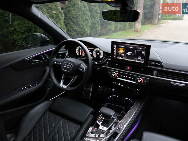 Сірий Ауді С4, об'ємом двигуна 3 л та пробігом 33 тис. км за 47000 $, фото 45 на Automoto.ua