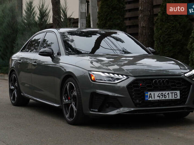 Сірий Ауді С4, об'ємом двигуна 3 л та пробігом 33 тис. км за 47000 $, фото 2 на Automoto.ua