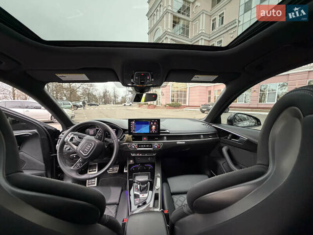 Серый Ауди С4, объемом двигателя 3 л и пробегом 23 тыс. км за 45500 $, фото 7 на Automoto.ua