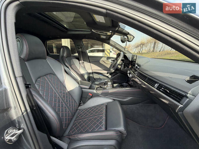 Серый Ауди С4, объемом двигателя 2.99 л и пробегом 19 тыс. км за 37999 $, фото 48 на Automoto.ua