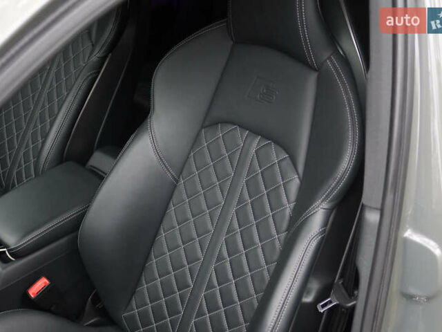 Сірий Ауді С4, об'ємом двигуна 3 л та пробігом 33 тис. км за 47000 $, фото 24 на Automoto.ua