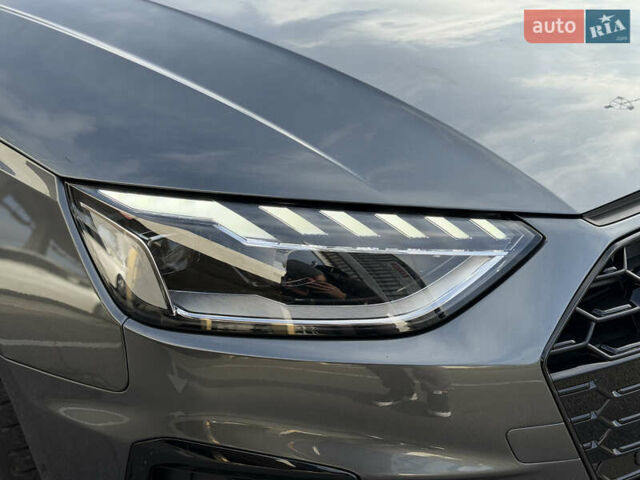 Серый Ауди С4, объемом двигателя 2.99 л и пробегом 19 тыс. км за 37999 $, фото 1 на Automoto.ua