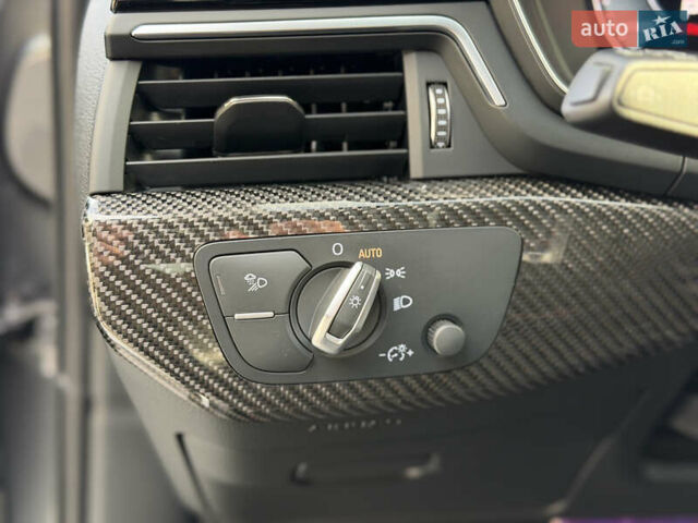 Серый Ауди С4, объемом двигателя 2.99 л и пробегом 19 тыс. км за 37999 $, фото 18 на Automoto.ua