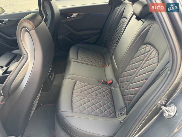 Серый Ауди С4, объемом двигателя 2.99 л и пробегом 19 тыс. км за 37999 $, фото 32 на Automoto.ua