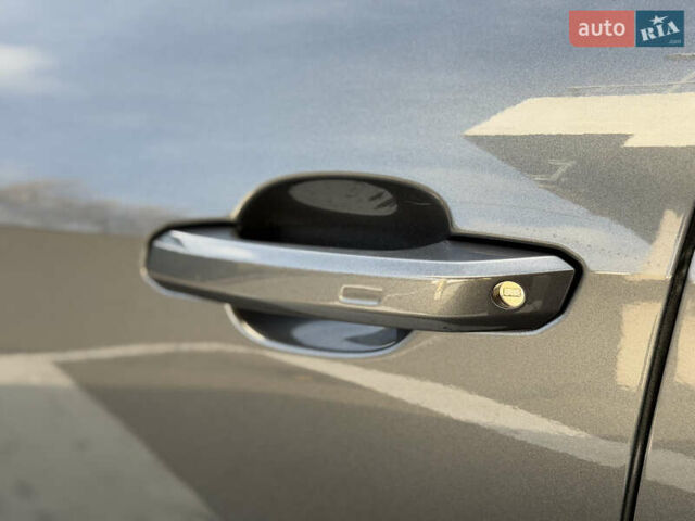 Серый Ауди С4, объемом двигателя 2.99 л и пробегом 19 тыс. км за 37999 $, фото 10 на Automoto.ua