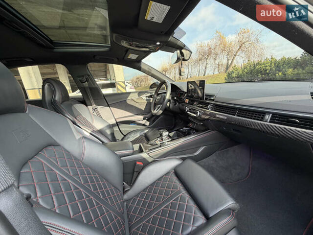 Серый Ауди С4, объемом двигателя 2.99 л и пробегом 19 тыс. км за 37999 $, фото 49 на Automoto.ua